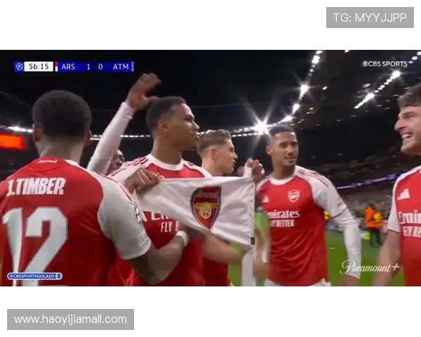 阿森纳备战水晶宫全队集体散步加布里埃尔领衔展现轻松氛围